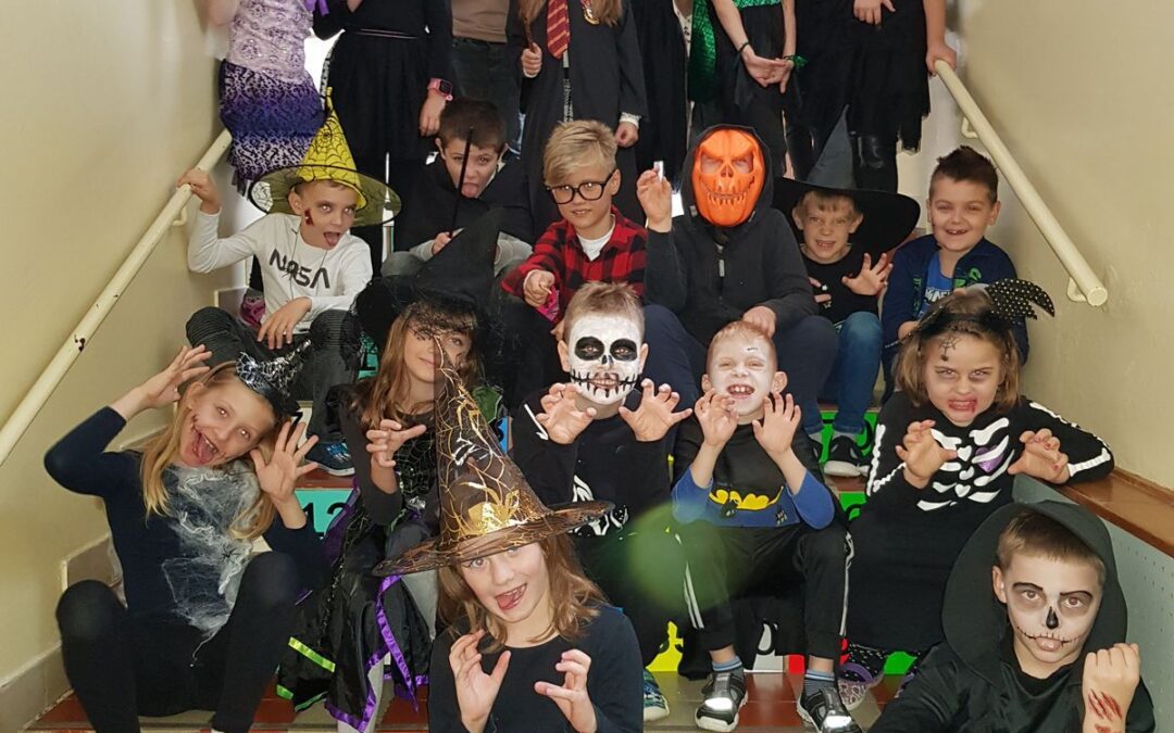 Dušičkovo-halloweenský čas ve 2.B